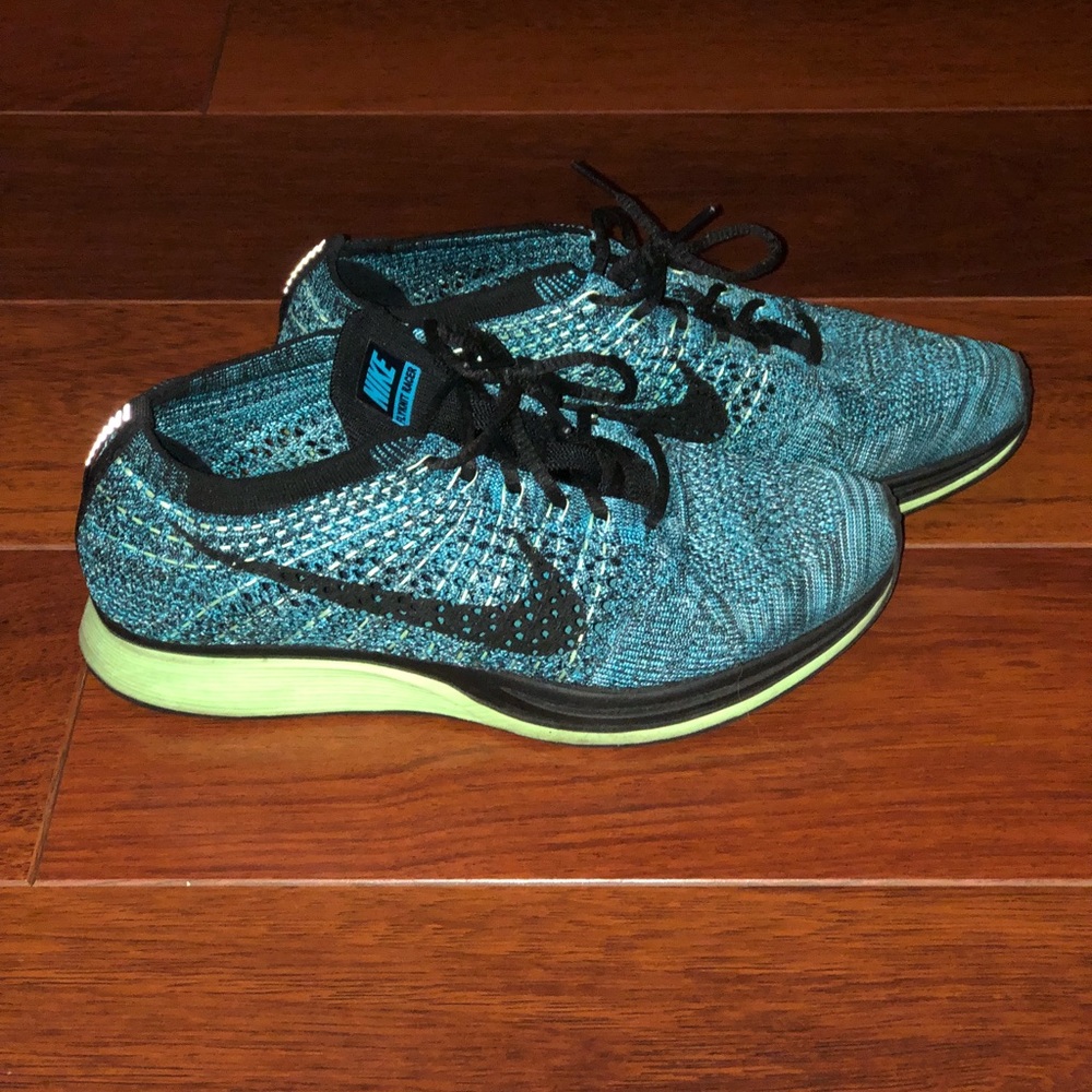 Nike flyknit racer